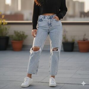 Trendy Distressed Light Blue Jeans